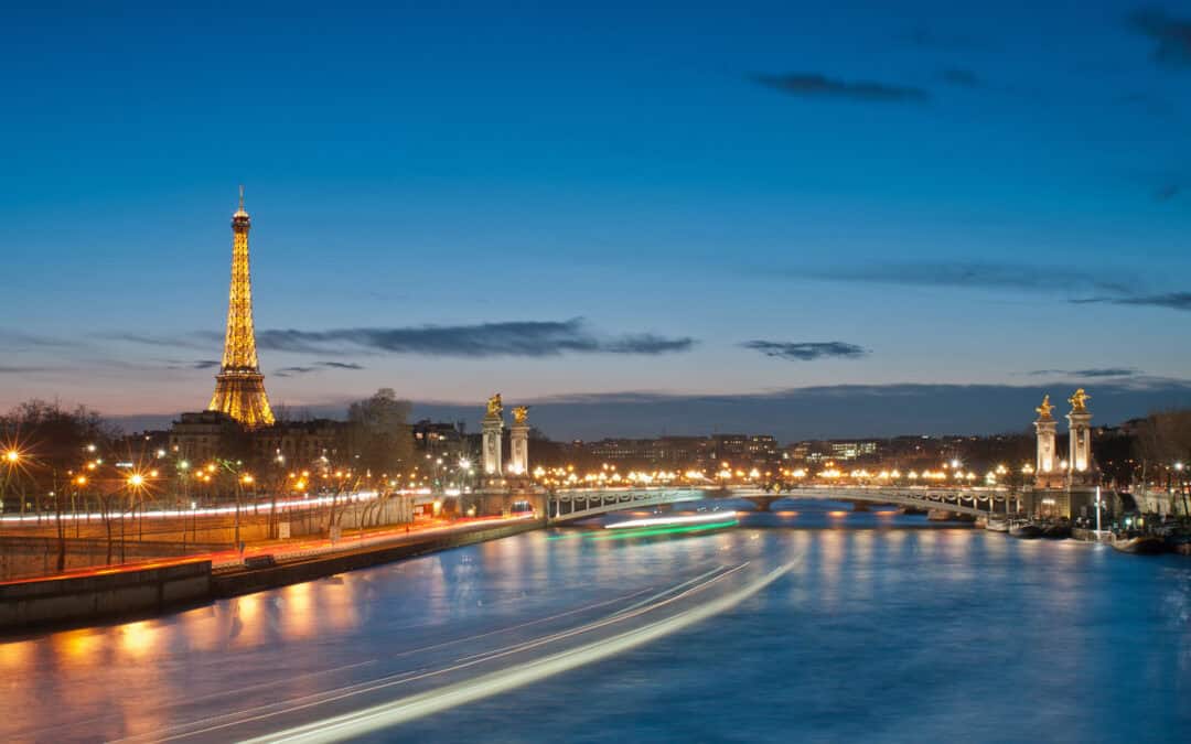 How to Plan a Romantic Getaway in Paris During the Olympics